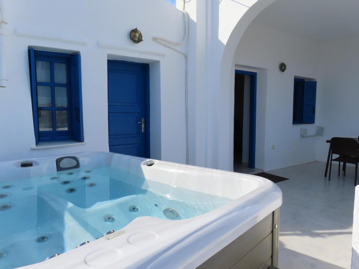 Villa Solasta #1 With Jacuzzi In Santorini Akrotírion Esterno foto