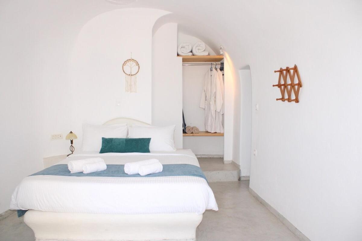 Villa Solasta #1 With Jacuzzi In Santorini Akrotírion Esterno foto